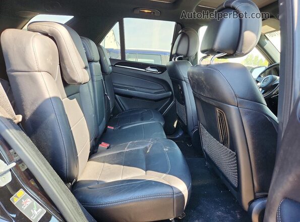 4JGDA2EB3GA758290 2016 MERCEDES-BENZ GLE Black უკანა სალონის ხედი