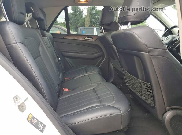 4JGDA5HB0GA626763 2016 MERCEDES-BENZ GLE White Vista interior trasera