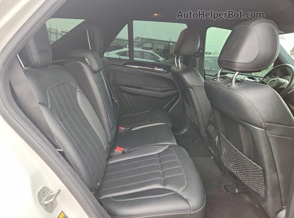 4JGDA5HB0GA804509 2016 MERCEDES-BENZ GLE Белый Вид задней части салона