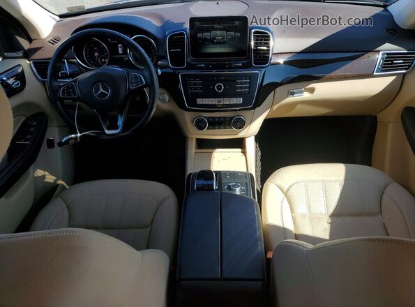 4JGDA5HB0HA945582 2017 MERCEDES-BENZ GLE Blue Vista del salpicadero