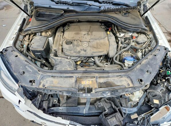 4JGDA5HB2GA734317 2016 MERCEDES-BENZ GLE White Vista del compartimento del motor