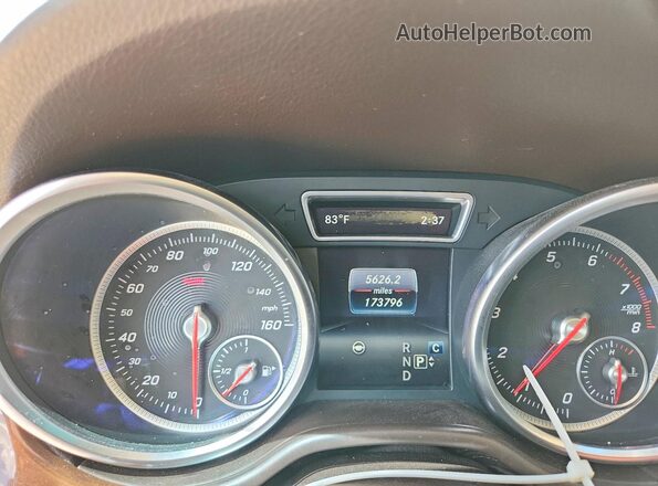 4JGDA5HB2HA818896 2017 MERCEDES-BENZ GLE White Widok zestawu wskaźników