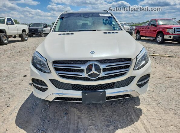4JGDA5HB2HA818896 2017 MERCEDES-BENZ GLE White Widok z przodu