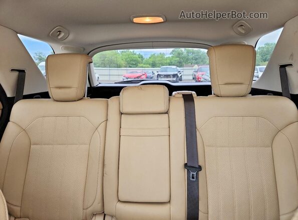 4JGDA5HB2JB186546 2018 MERCEDES-BENZ GLE White Widok tylnych siedzeń