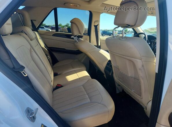 4JGDA5HB3GA634307 2016 MERCEDES-BENZ GLE White უკანა სავარძლების ხედი