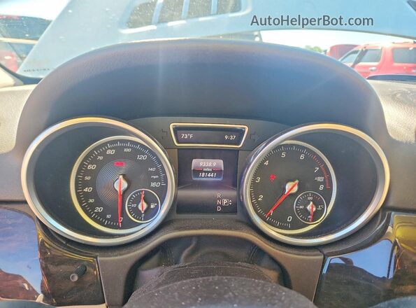 4JGDA5HB3GA634307 2016 MERCEDES-BENZ GLE White ხელსაწყოთა პანელის ხედი