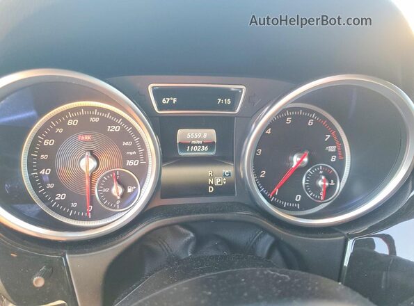 4JGDA5HB3HA876029 2017 MERCEDES-BENZ GLE Gray Widok zestawu wskaźników