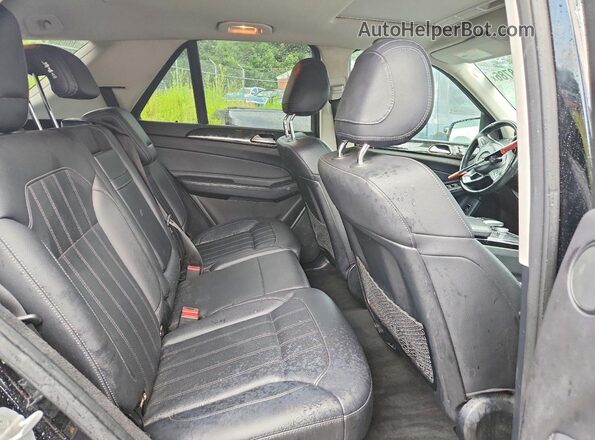 4JGDA5HB4GA691616 2016 MERCEDES-BENZ GLE Black Widok wnętrza z tyłu