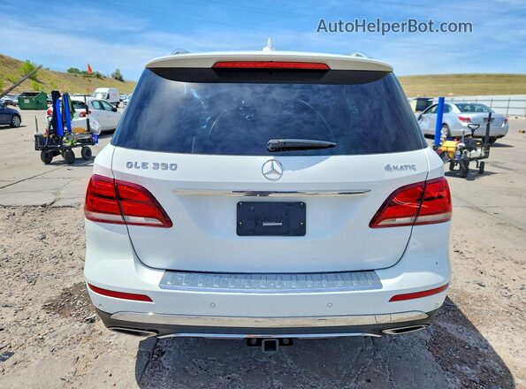 4JGDA5HB4GA802794 2016 MERCEDES-BENZ GLE White Widok z tyłu