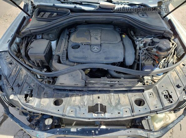 4JGDA5HB4GA802794 2016 MERCEDES-BENZ GLE White Widok komory silnika