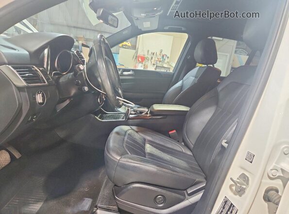 4JGDA5HB4HA882664 2017 MERCEDES-BENZ GLE White Вид салону спереду