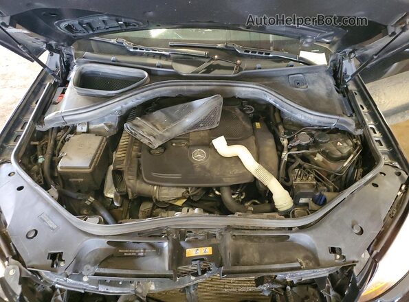 4JGDA5HB5HA916787 2017 MERCEDES-BENZ GLE Black Widok komory silnika