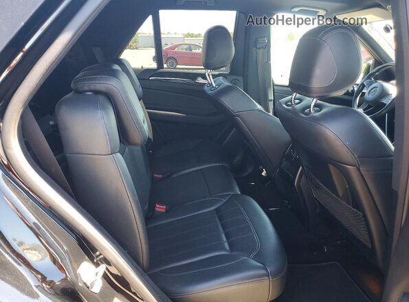 4JGDA5HB5JB073738 2018 MERCEDES-BENZ GLE Black Widok wnętrza z tyłu