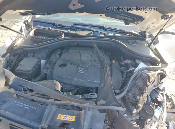 4JGDA5HB6JB089768 2018 MERCEDES-BENZ GLE White Widok komory silnika