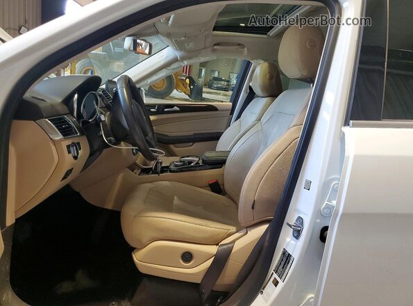 4JGDA5HB6JB095893 2018 MERCEDES-BENZ GLE White Вид салону спереду