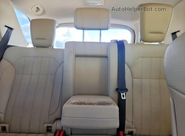 4JGDA5JB0JB025655 2018 MERCEDES-BENZ GLE Белый Вид задних сидений