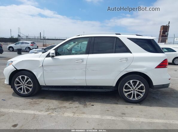 4JGDA5JB0JB039247 2018 MERCEDES-BENZ GLE 350 White Widok wnętrza 360 stopni
