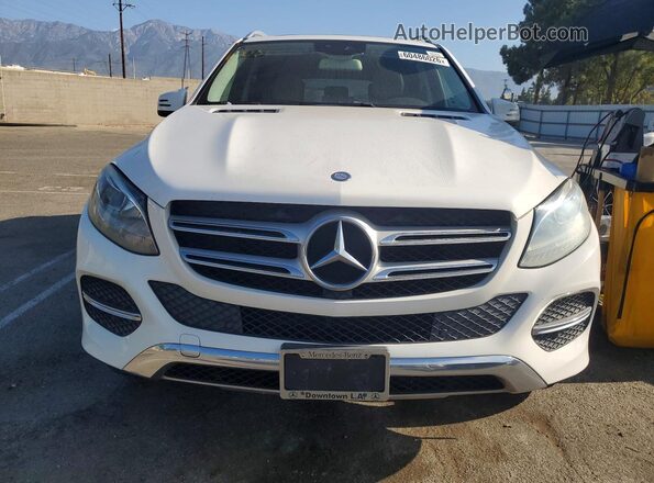 4JGDA5JB2GA749622 2016 MERCEDES-BENZ GLE White Widok z przodu