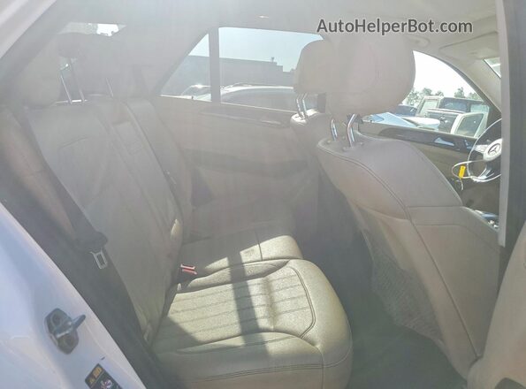 4JGDA5JB2GA749622 2016 MERCEDES-BENZ GLE White Widok tylnych siedzeń