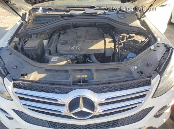 4JGDA5JB2GA749622 2016 MERCEDES-BENZ GLE White Widok wnętrza z tyłu
