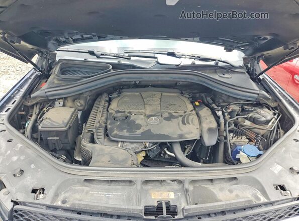 4JGDA5JB4GA686085 2016 MERCEDES-BENZ GLE Black Widok komory silnika