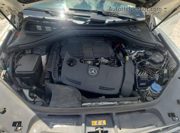 4JGDA5JB4JB080755 2018 MERCEDES-BENZ GLE White Вид задньої частини салону