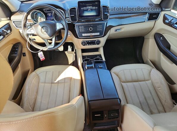 4JGDA5JB5JB021133 2018 MERCEDES-BENZ GLE Черный Вид панели приборов
