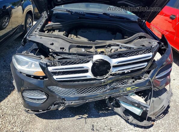 4JGDA5JB5JB021133 2018 MERCEDES-BENZ GLE Черный Вид задней части салона