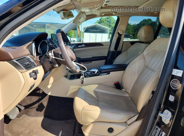 4JGDA5JB5JB021133 2018 MERCEDES-BENZ GLE Черный Вид салона спереди
