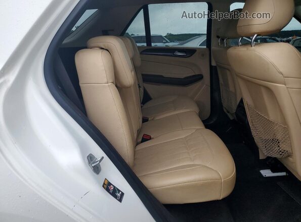 4JGDA5JB7GA692995 2016 MERCEDES-BENZ GLE White Հետևի նստատեղերի տեսք
