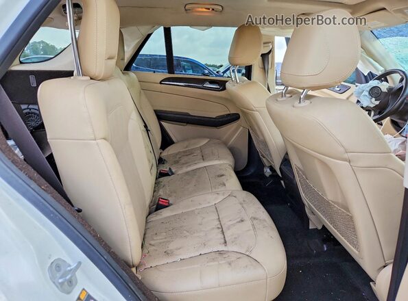 4JGDA5JB7JB048172 2018 MERCEDES-BENZ GLE Белый Вид задних сидений