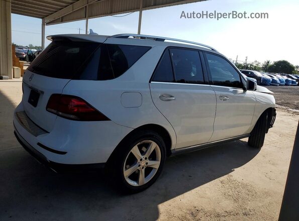 4JGDA5JB8GA783659 2016 MERCEDES-BENZ GLE White Tył prawy