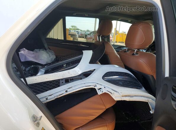 4JGDA5JB8GA783659 2016 MERCEDES-BENZ GLE White Widok wnętrza z tyłu