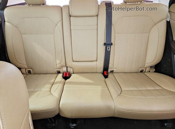 4JGDA5JB8HA954573 2017 MERCEDES-BENZ GLE White Հետևի նստատեղերի տեսք