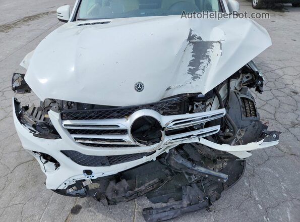 4JGDA5JB8HA954573 2017 MERCEDES-BENZ GLE White Շարժիչի բաժամունքի տեսք