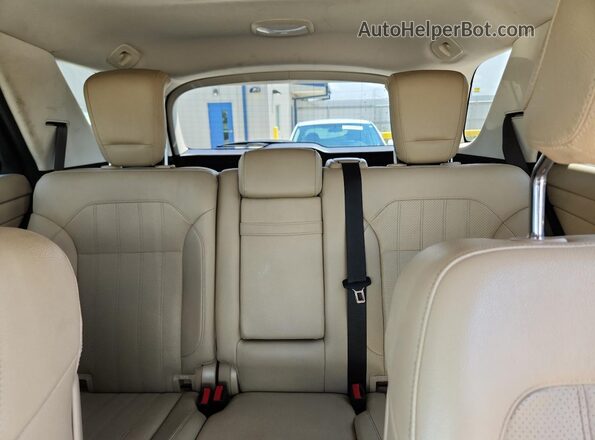 4JGDA5JB8JB030134 2018 MERCEDES-BENZ GLE White Widok tylnych siedzeń