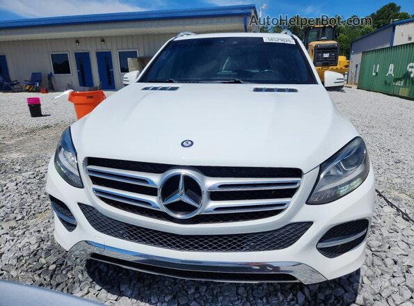 4JGDA5JB9GA739816 2016 MERCEDES-BENZ GLE White Widok z przodu