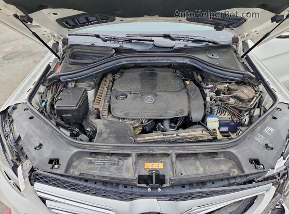4JGDA5JB9HA854157 2017 MERCEDES-BENZ GLE White Rear interior view