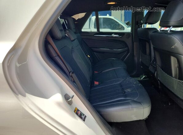 4JGDA5JB9JB102751 2018 MERCEDES-BENZ GLE Белый Вид задней части салона