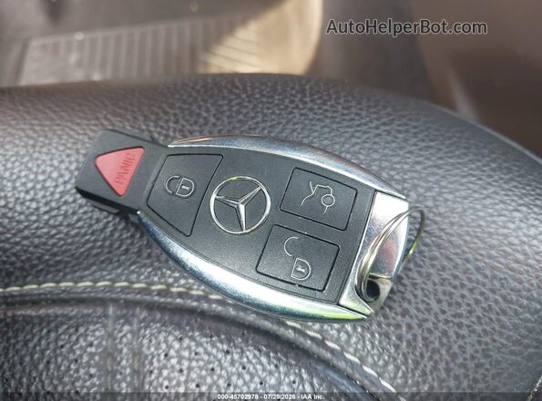 4JGDA5JBXHA935880 2017 MERCEDES-BENZ GLE 350 Red Widok deski rozdzielczej