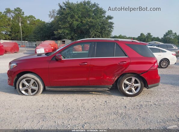 4JGDA5JBXHA935880 2017 MERCEDES-BENZ GLE 350 Red Widok wnętrza 360 stopni