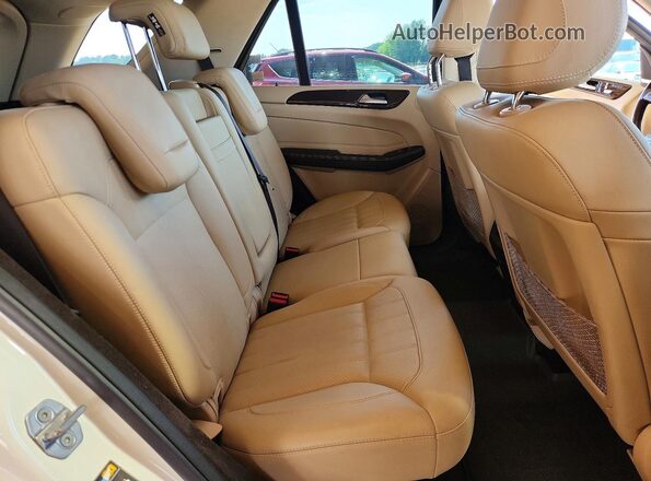 4JGDA5JBXJB122863 2018 MERCEDES-BENZ GLE Белый Вид задней части салона