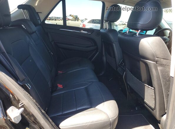 4JGDA6DB0HA831139 2017 MERCEDES-BENZ GLE Black Vista interior trasera