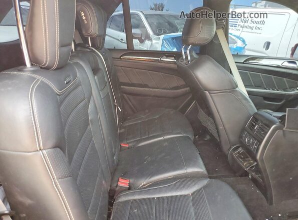 4JGDA7FBXGA697922 2016 MERCEDES-BENZ GLE Red Вид задніх сидінь