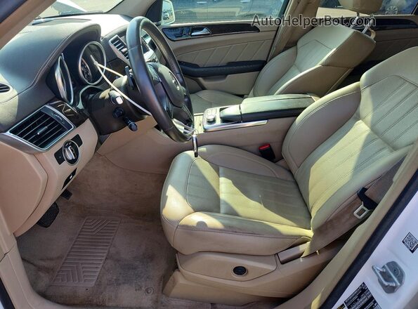 4JGDF2EEXGA702021 2016 MERCEDES-BENZ GL-CLASS White Вид салону спереду