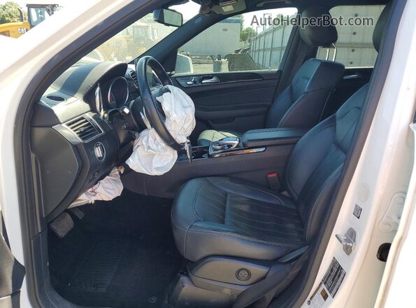 4JGDF6EE1HA875872 2017 MERCEDES-BENZ GLS White Widok wnętrza z przodu