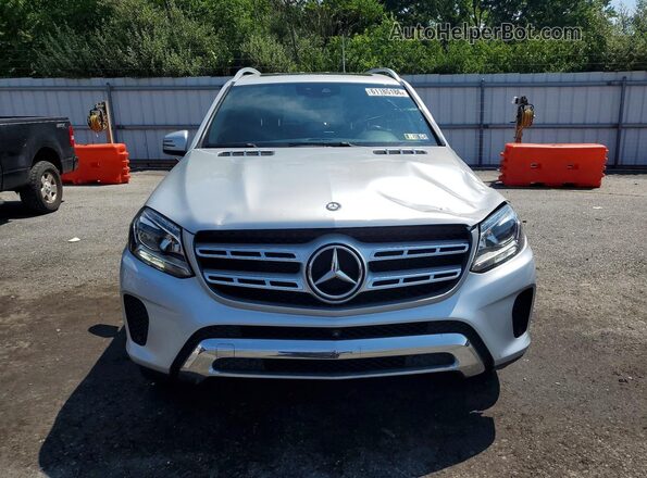 4JGDF6EE1HA892476 2017 MERCEDES-BENZ GLS Silver Widok z przodu