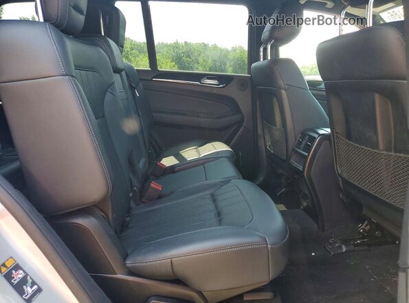 4JGDF6EE1HA892476 2017 MERCEDES-BENZ GLS Silver Widok wnętrza z tyłu