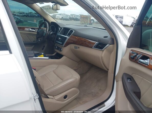 4JGDF6EE4GA686812 2016 MERCEDES-BENZ GL 450 White Vista interior delantera