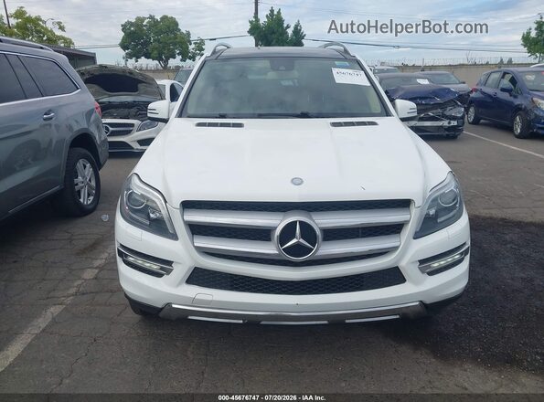 4JGDF6EE4GA686812 2016 MERCEDES-BENZ GL 450 White Vista del cuadro de instrumentos